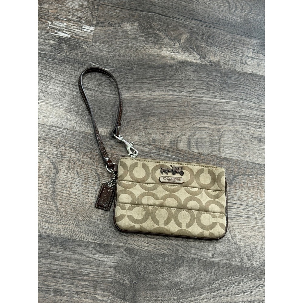 Coach vintage Signature C Khaki Brown Wristlet Bag